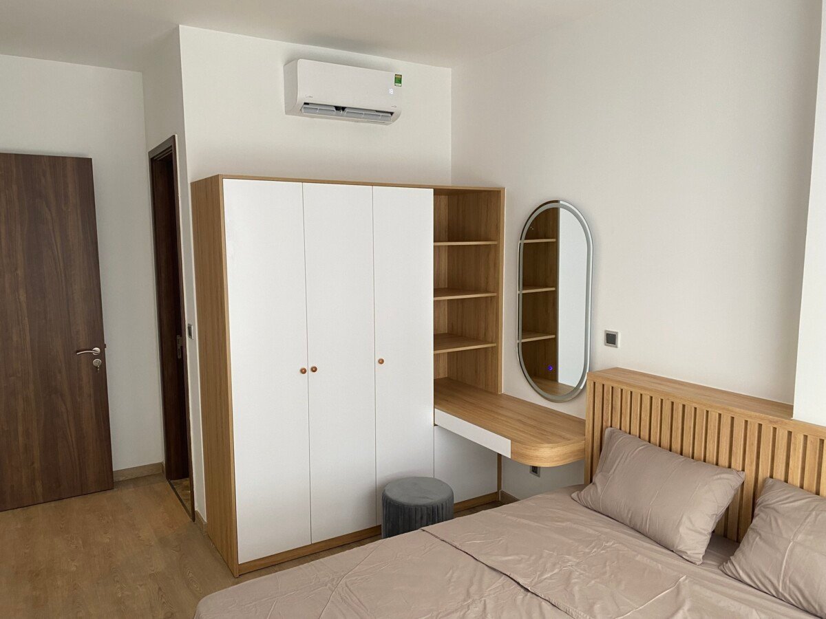 phong ngu can midtown cho thue - Cho thuê căn hộ Midtown Tòa M7. DT 84m2 Nhà đẹp thiết kế 2 Phòng ngủ-2wc- Nội thất đầy đủ- Giá 26 Triệu/Tháng