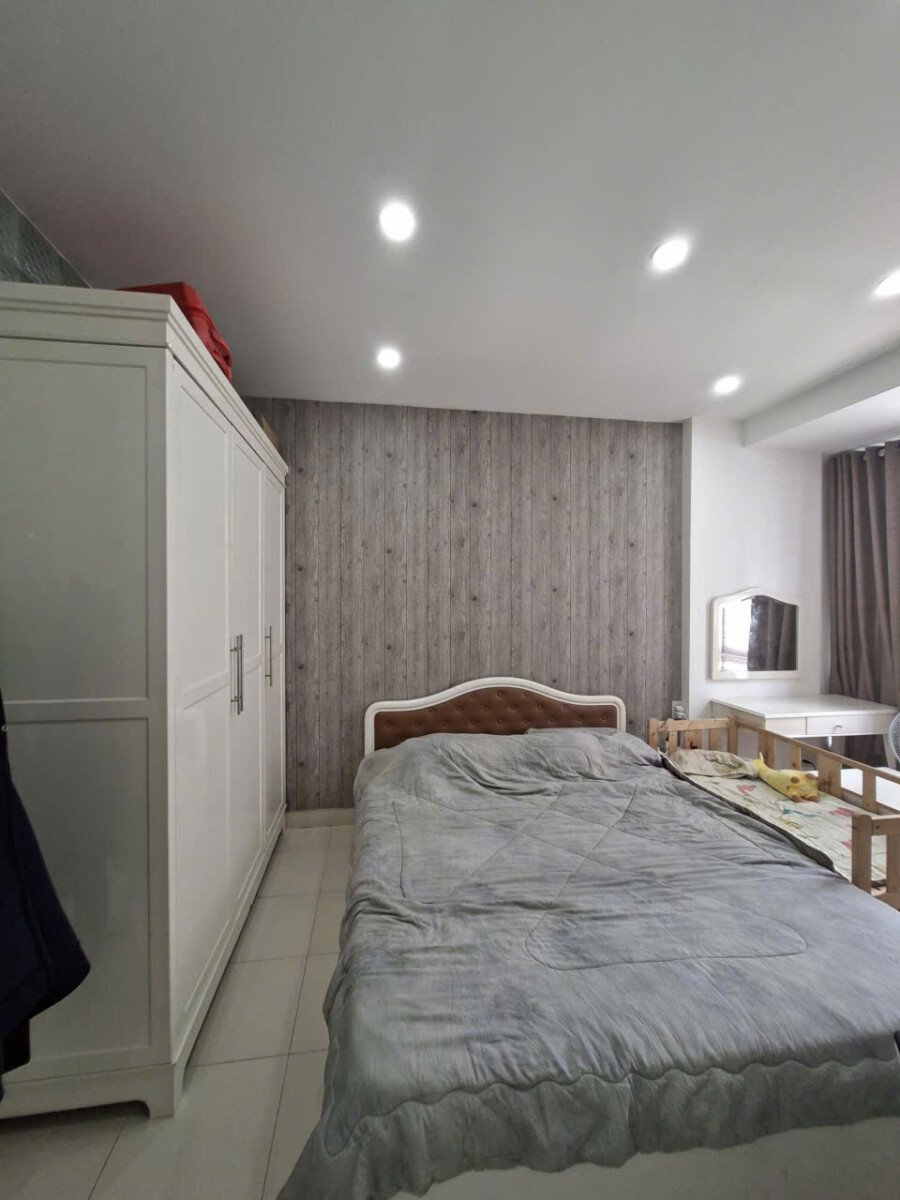 phong ngu chinh can ho cho thue - Cho thuê căn hộ Sky Garden 3. DT 56m2 Lầu trung- 2 Phòng-2wc- Nội thất như hình- Giá 12 Triệu/Tháng