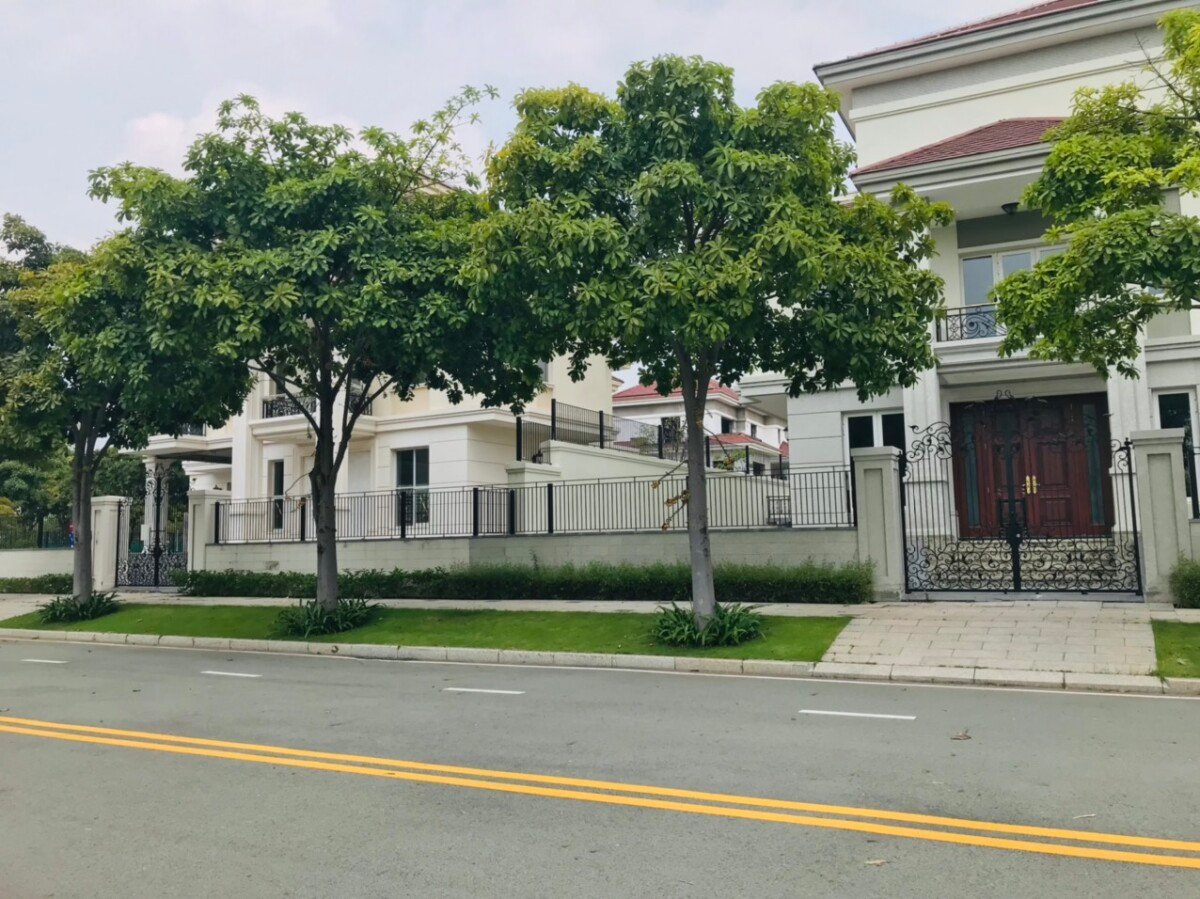 vi tri biet thu mat duong noi khu - Giá mua bán nhà Biệt thự nguyên căn 5pn Nội khu Saroma Villa T5/2026