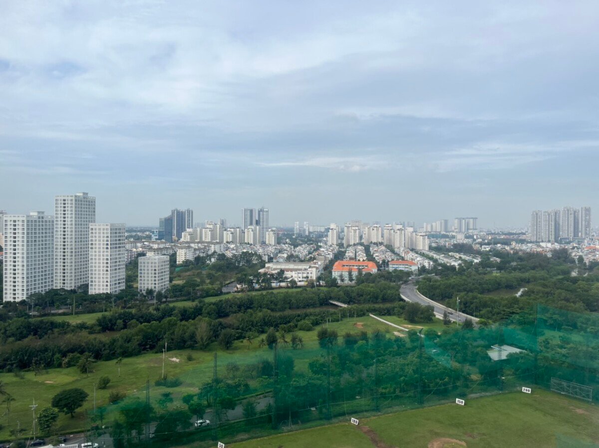 vi tri can ho lien ke cong vien va san golf - Giá mua bán căn hộ 3pn tòa C chung cư Green Valley phường Tân Mỹ T5/2026