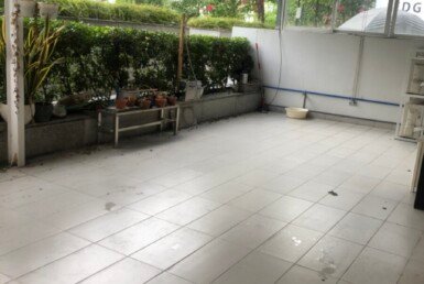 Cho thuê shophouse chung cư Scenic Valley 1, diện tích 77m2, + 28m2 sân, giá 850usd/tháng.