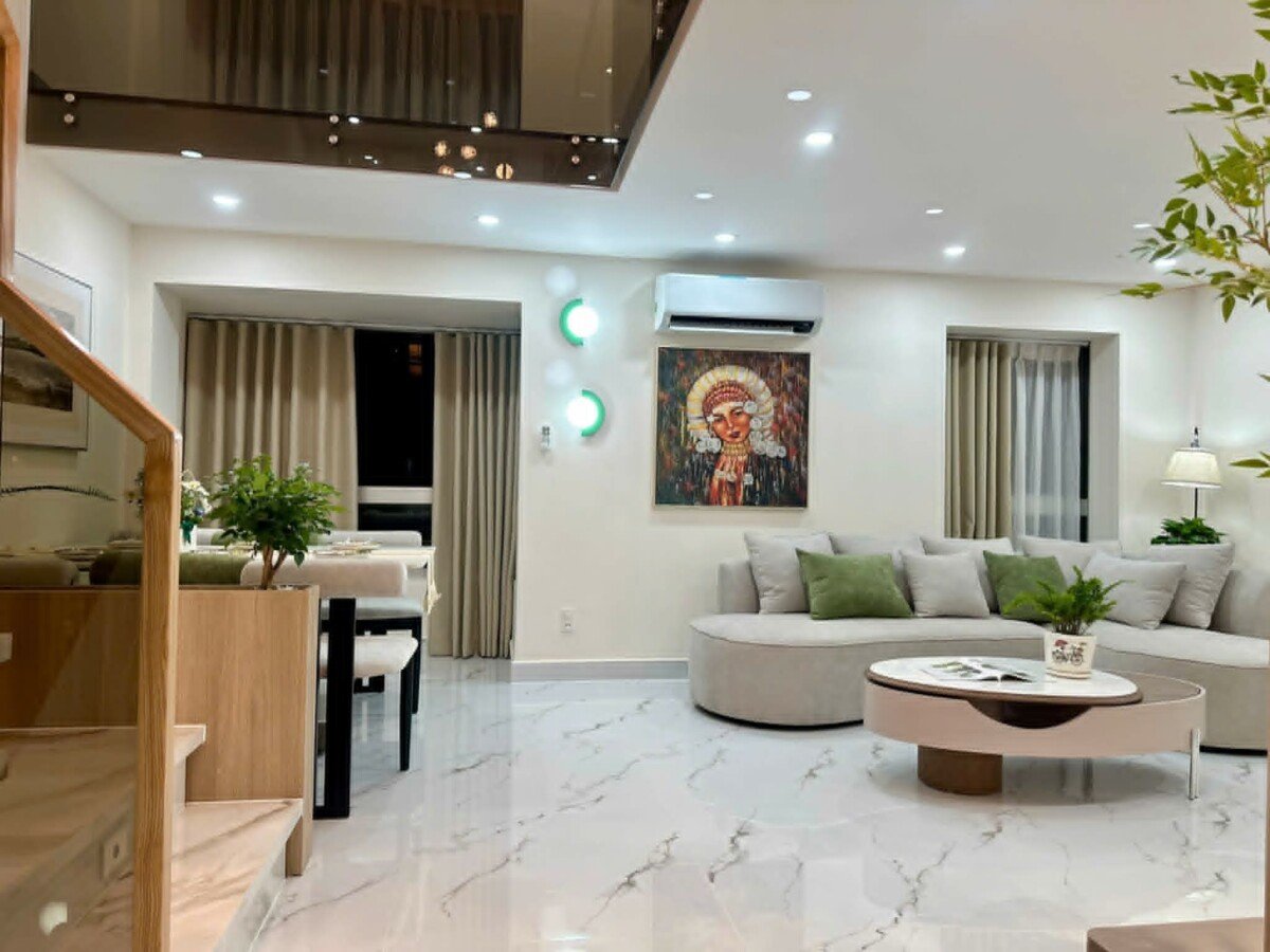 ban can ho duplex sky garden 1 moi 100 8 - Bán nhanh căn Duplex Sky Garden 1. DT 130m2 Mới 100% Thiết kế 4 phòng-2wc- View Nam- Giá 8.5 Tỷ