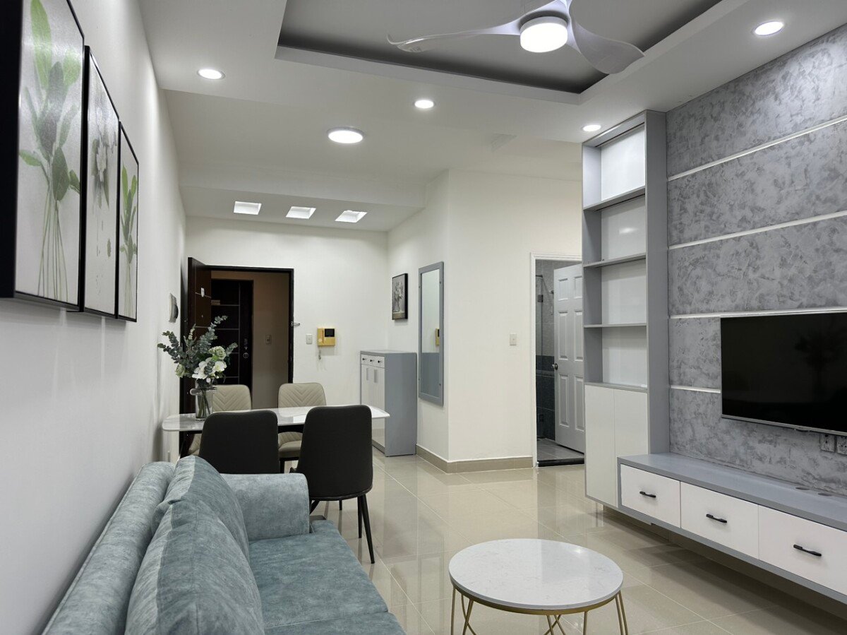 ban can ho sky garden 3 10 - Bán nhanh căn góc nhà đẹp tại Sky Garden 3. DT 72m2 Lầu cao- 3 Phòng-2wc- View hồ bơi- sẵn HĐT 21 Triệu. Giá 5.950 Tỷ
