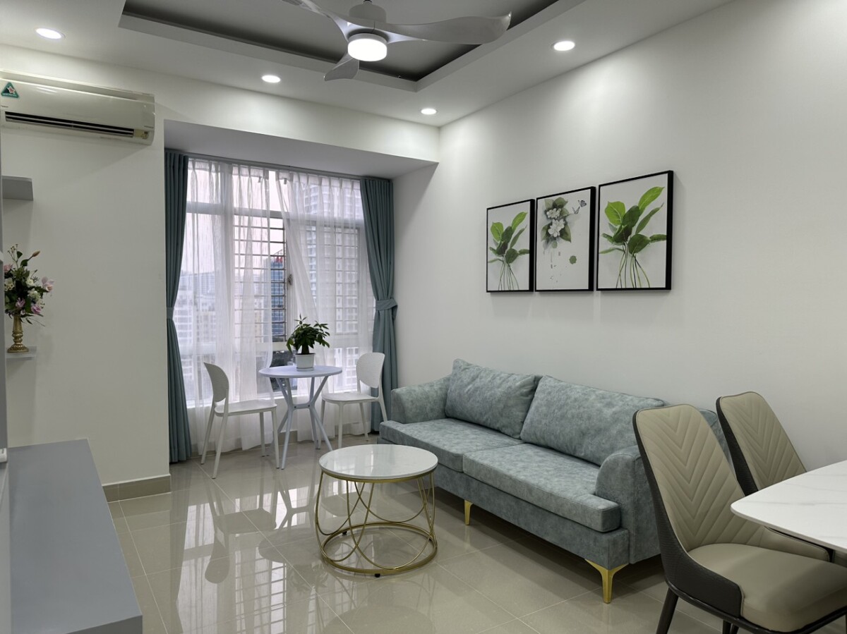 ban can ho sky garden 3 16 - Bán nhanh căn góc nhà đẹp tại Sky Garden 3. DT 72m2 Lầu cao- 3 Phòng-2wc- View hồ bơi- sẵn HĐT 21 Triệu. Giá 5.950 Tỷ