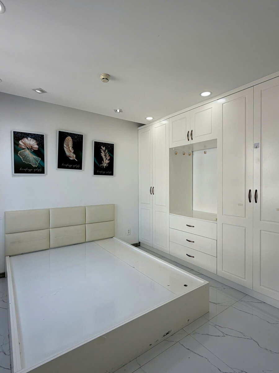 ban can ho ssr nha be 95m2 3 phong 2 - Bán nhanh căn hộ Saigon South Residences. DT 95m2 Lầu cao Thiết kế 2 Phòng-2wc- Có ô xe- Giá 7.350 Tỷ
