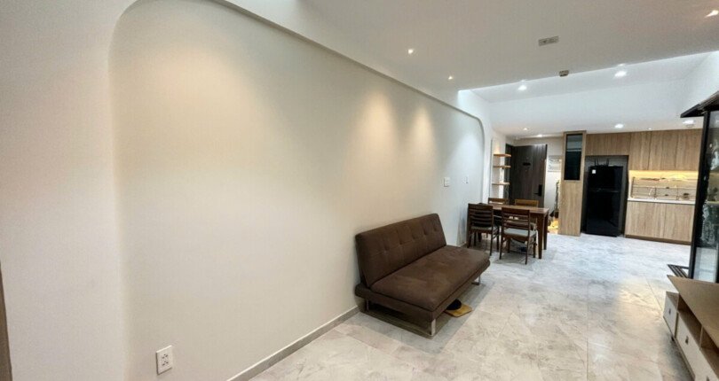 Cho thuê căn hộ Saigon South Residences. DT 71m2 Lầu cao- View hồ bơi- 2 phòng-2wc- Giá thuê 16 Triệu/Tháng