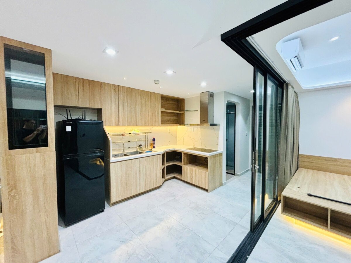 can cho thue can ho saigon south residences 6 - Cho thuê căn hộ Saigon South Residences. DT 71m2 Lầu cao- View hồ bơi- 2 phòng-2wc- Giá thuê 16 Triệu/Tháng