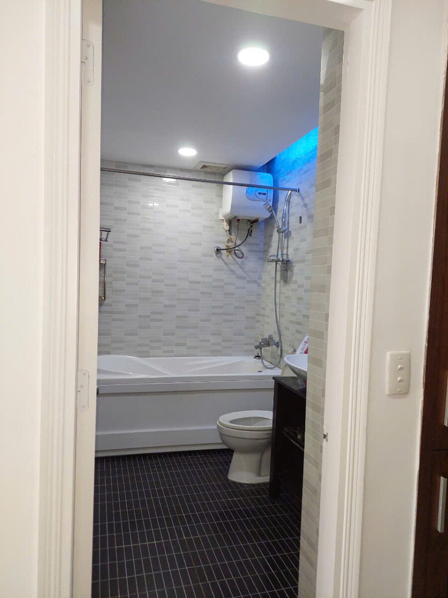 can ho ban co 2wc 1 - Giá mua bán căn hộ 2pn tòa 11c chung cư Sky Garden 3 phường Tân Hưng T6/2026