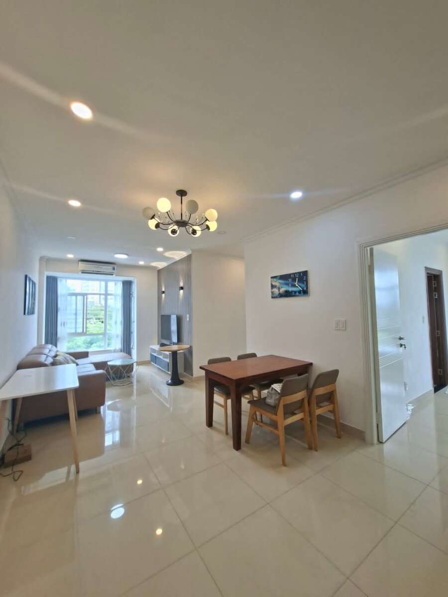 cho thue can goc sky 3 12 - Cần cho thuê căn góc Sky Garden 3. DT 74m2 Nhà đang trống vào ngay- 3 phòng-2wc- Giá 19 Triệu/Tháng