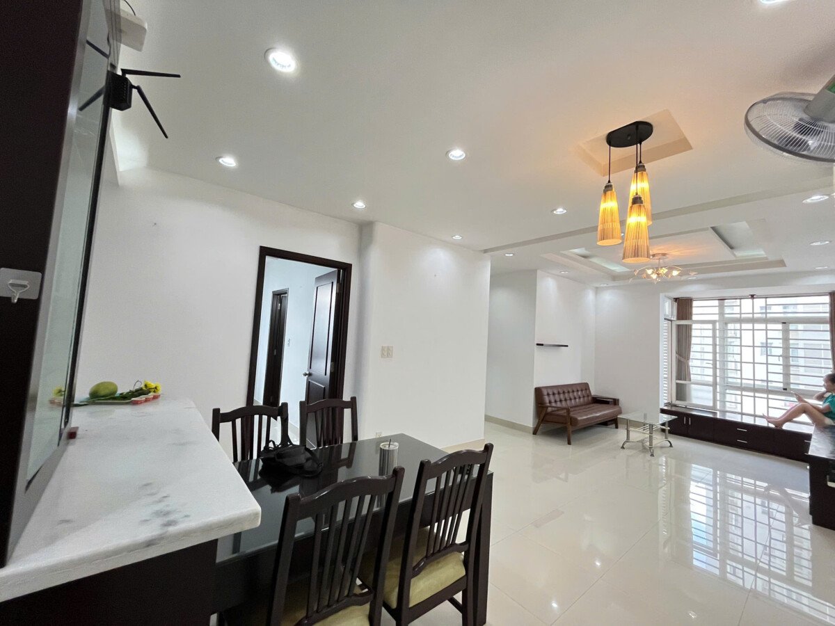 cho thue can ho sky garden 3 1 - Cho thuê căn góc Sky Garden 3. DT 74m2 Thiết kế 2 Phòng ngủ-2wc- Nội thất như hình- View Nam- Giá 18 Triệu/Tháng