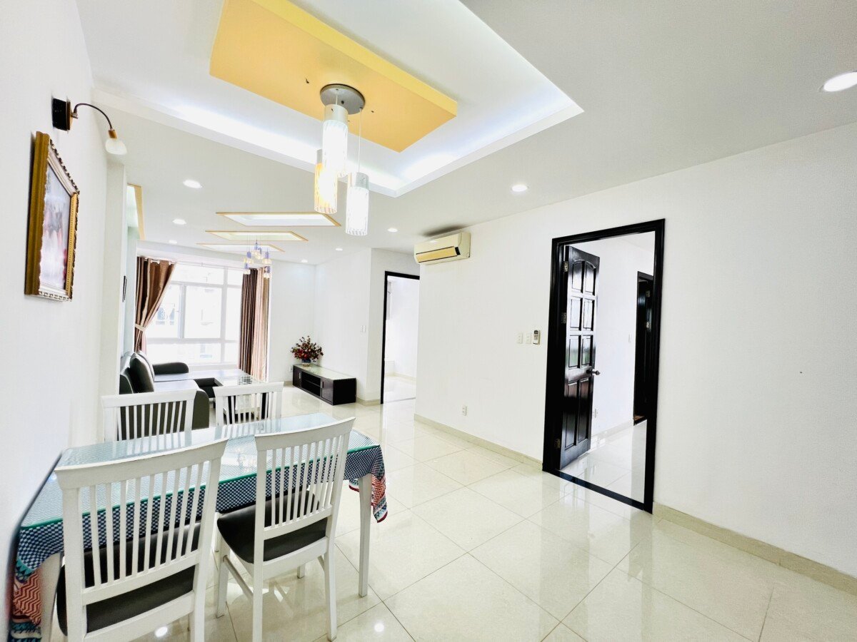 cho thue can ho sky garden 3 8 - Cho thuê căn hộ Sky Garden 3. DT 74m2 View sông thoáng- 3 Phòng-2wc- Lầu cao- Giá 15 Triệu/Tháng