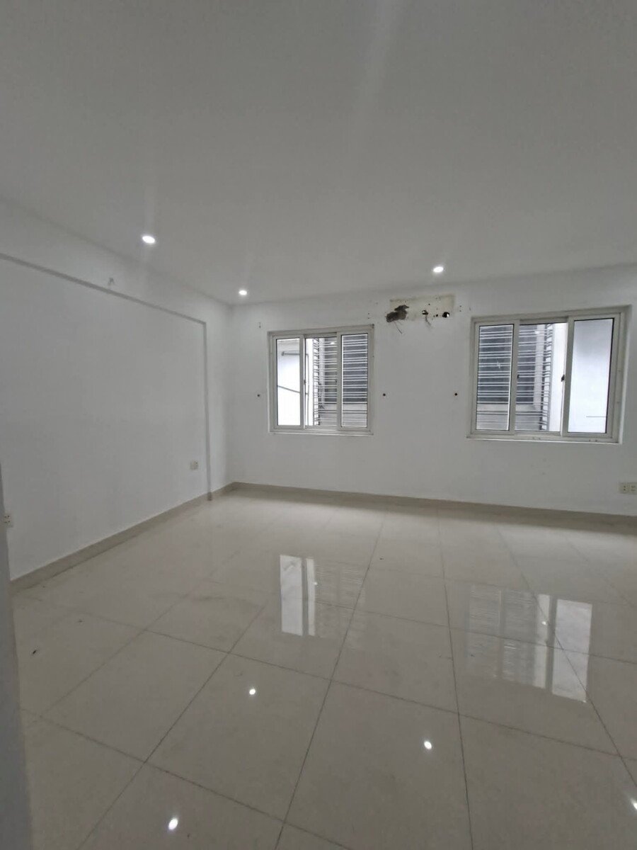 cho thue nha pho noi khu hung phuoc 3 4 - Cần cho thuê căn nhà phố nội khu Hưng Phước 3. Thiết kế Trệt, lửng. 3 lầu với 7 phòng và áp mái. Giá rẻ 49 Triệu/Tháng