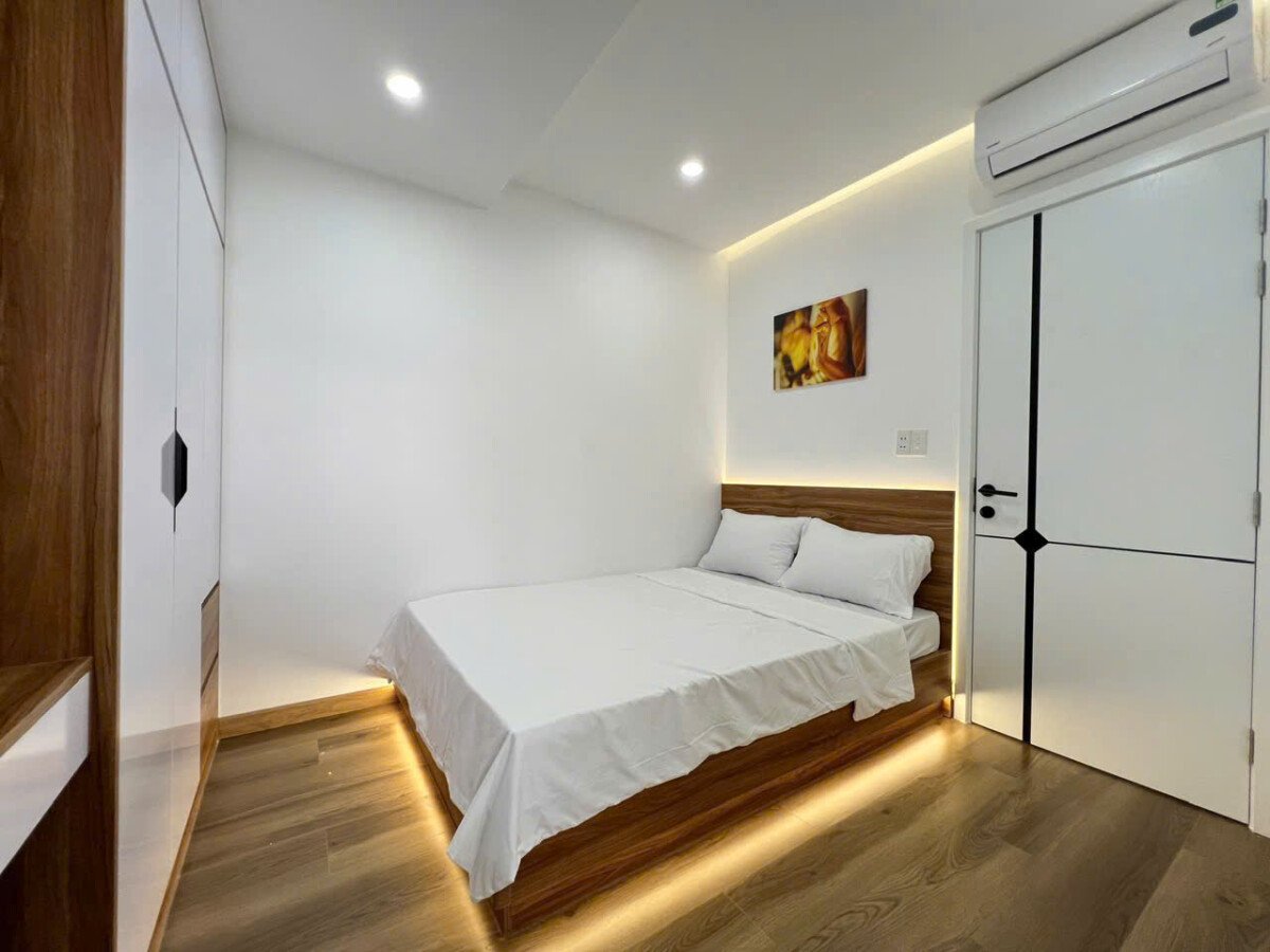 hien trang nha ban co 2pn hoan thien nhu hinh - Giá mua bán căn hộ 2pn tòa 7D chung cư Sky Garden 3 phường Tân Hưng T6/2026