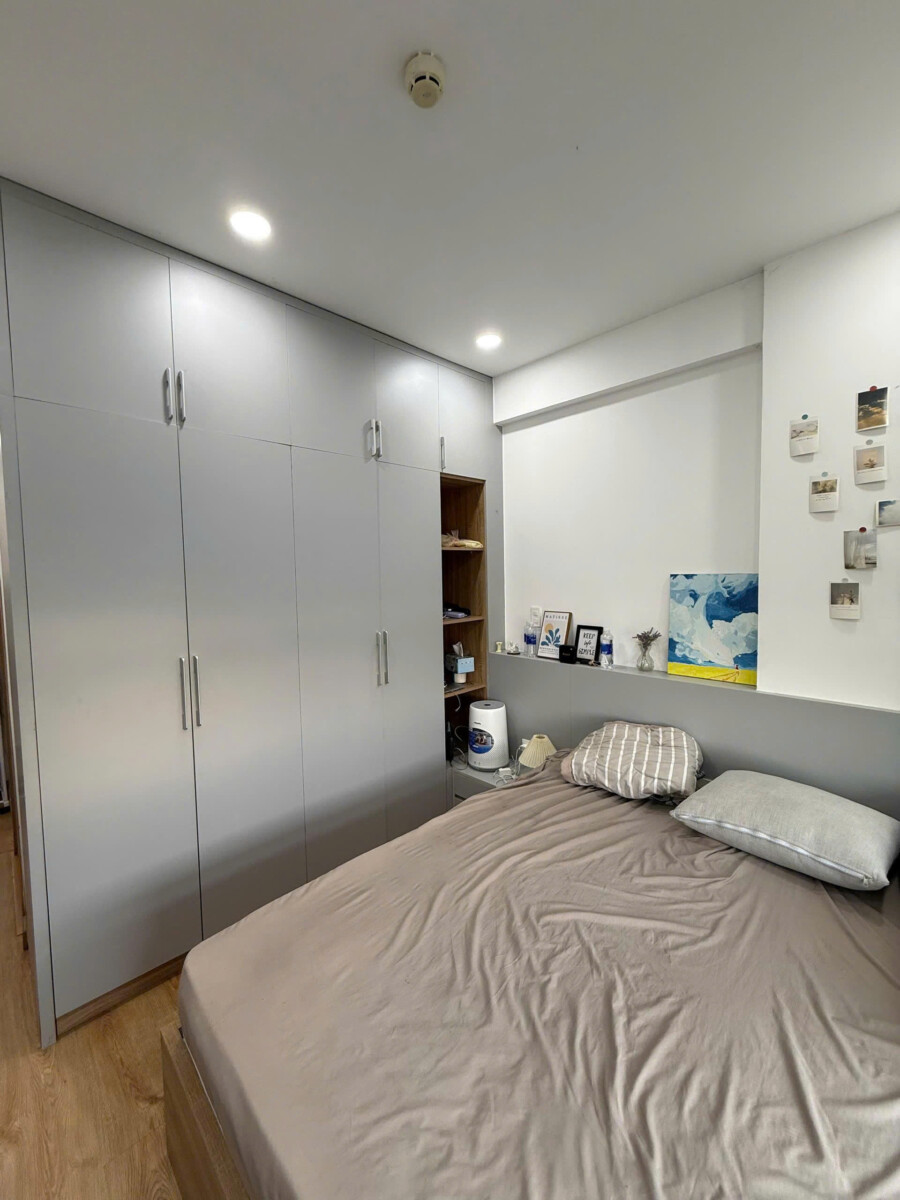 hien trang nha co 2pn hoan thien cao cap - Giá mua bán căn hộ 2pn 75m2 view sông chung cư Saigon South Nhà Bè T6/2026