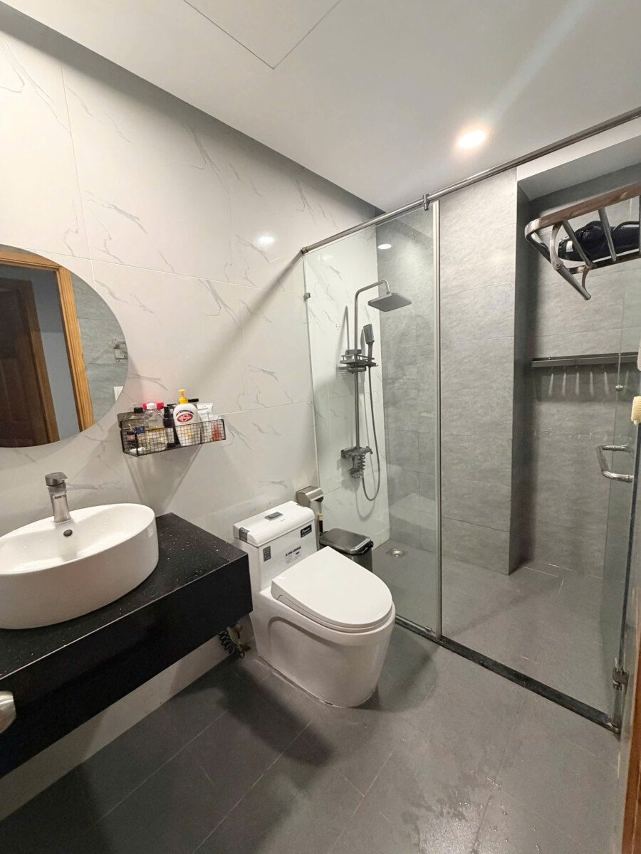 hien trang nha co 2wc hoan thien - Giá mua bán căn hộ 2pn chung cư Saigon South Nhà Bè T6/2026