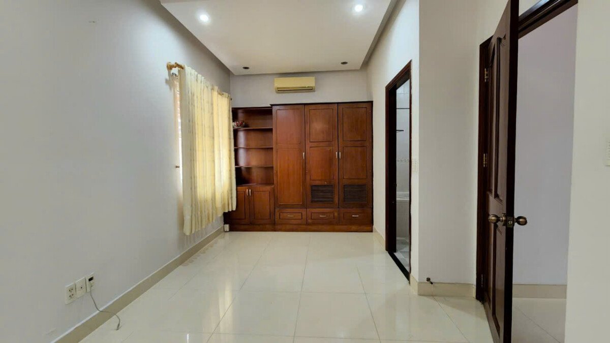 hien trang nha co 3pn hoan thien nhu hinh 2 - Giá cho thuê nhà Biệt thự nguyên căn 3pn đường Nội khu Mỹ Thái 1 Phú Mỹ Hưng T6/2026