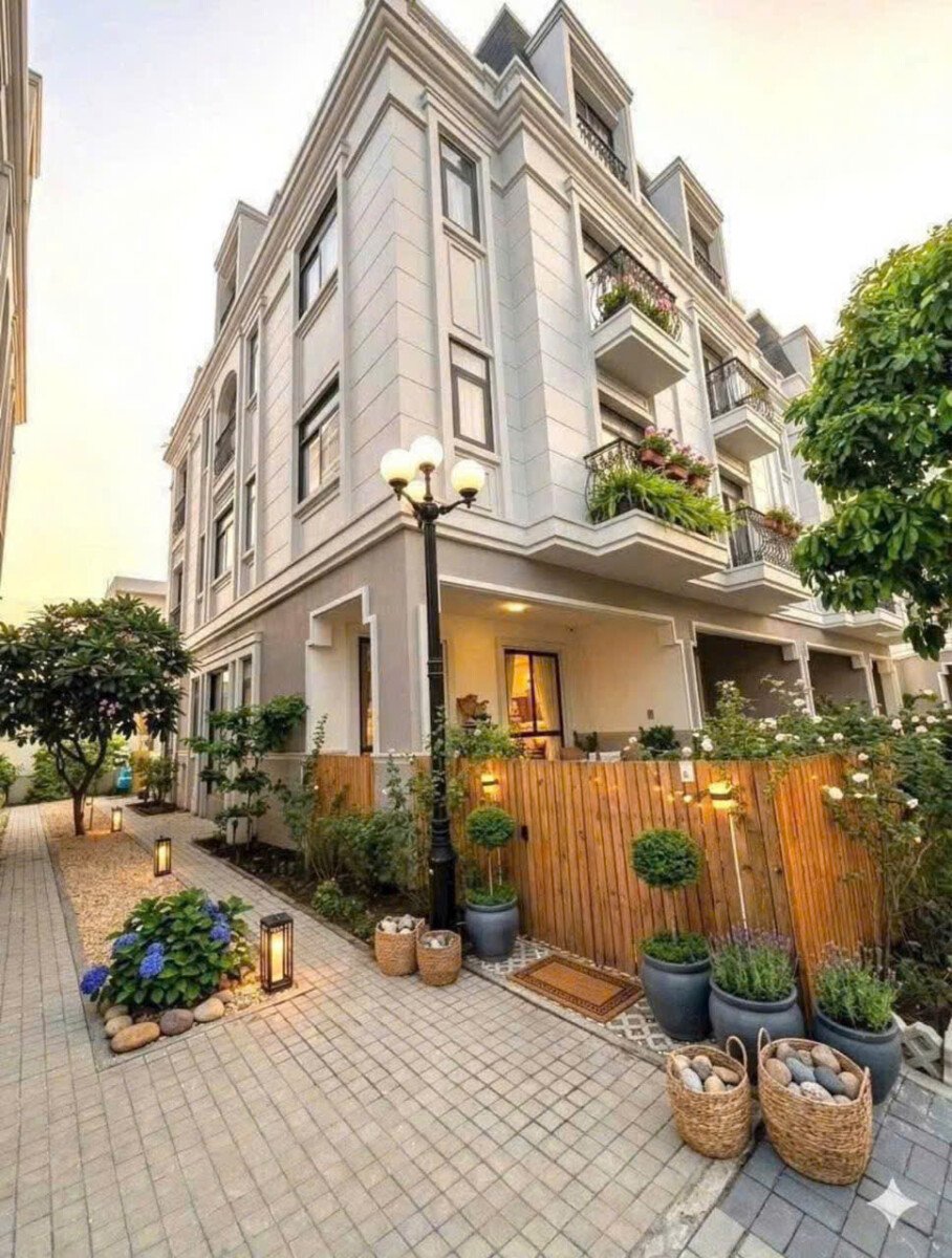 hinh anh mua ban nha biet thu can goc noi khu amelie villa nha be t6 2026 - Giá mua bán nhà Biệt thự căn góc Nội khu Amelie Villa Nhà Bè T6/2026