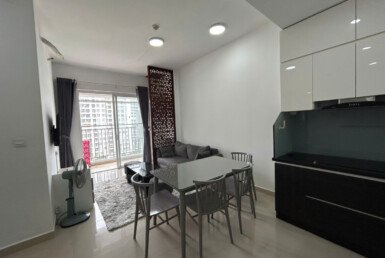 hinh anh phong khach va phong an 385x258 - Mua b&aacute;n căn hộ Chung cư Sunrise Riverside Nh&agrave; B&egrave; gi&aacute; rẻ