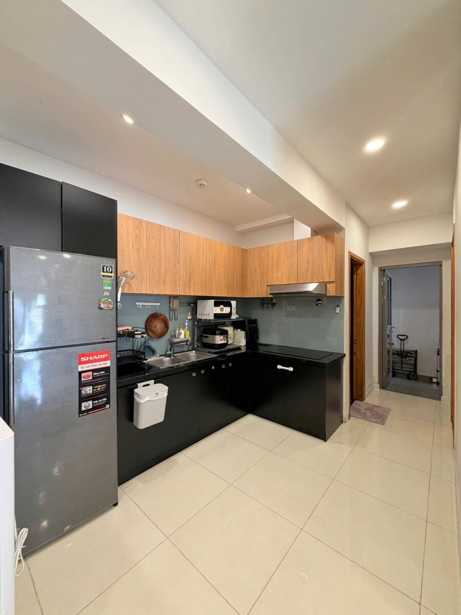 khong gian bep rong rai 10 - Giá mua bán căn hộ 2pn chung cư Saigon South Nhà Bè T6/2026