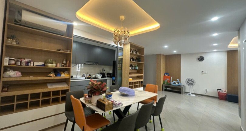 Giá mua bán căn hộ 4pn tòa L chung cư Happy Valley phường Tân Hưng T7/2026