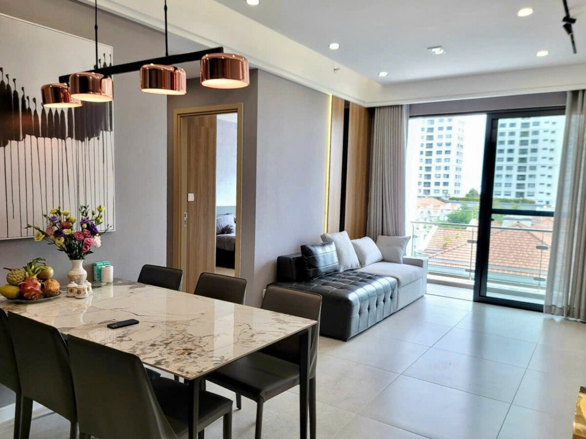 khong gian phong an va phong khach - Giá cho thuê căn hộ 2pn tòa B chung cư The Antonia phường Tân Mỹ T7/2026