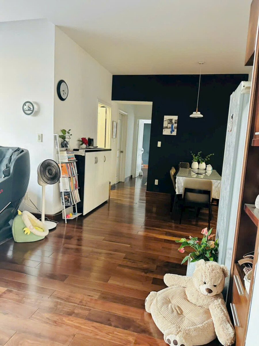 khu vuc bep va phong an - Giá mua bán căn hộ 3pn chung cư Garden Court 2 phường Tân Hưng T6/2026