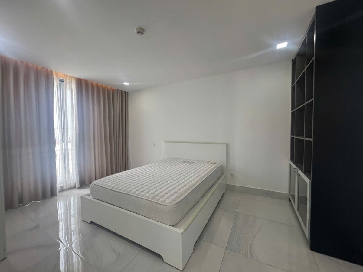 nha ban co 3pn hoan thien nhu hinh - Giá mua bán căn hộ 3pn số 06 tòa D chung cư Green Valley phường Tân Mỹ T6/2026