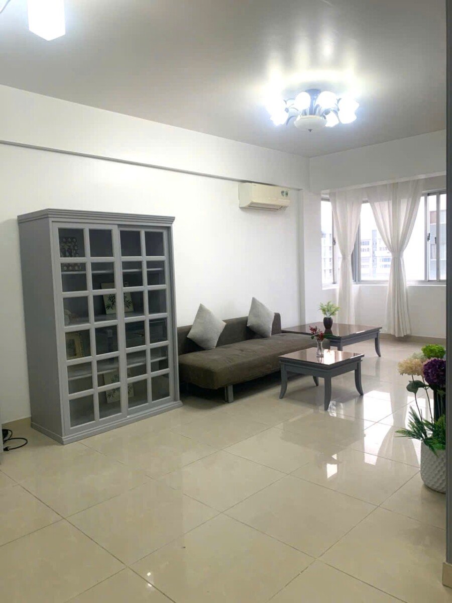 phong khach can ho cho thue 11 - Giá cho thuê căn hộ 3pn lầu 11 tòa B chung cư Mỹ Khánh 4 phường Tân Hưng T7/2026