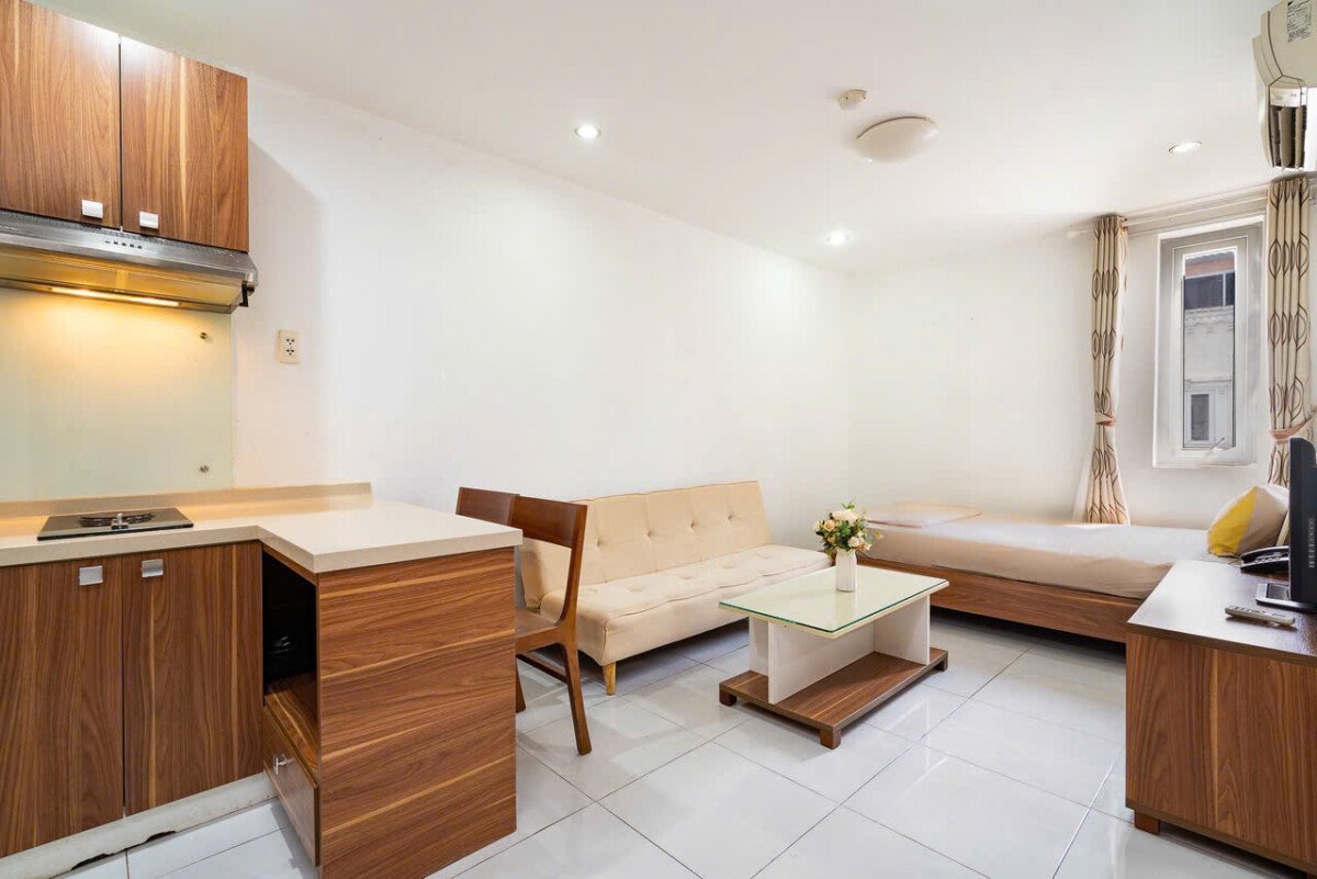 phong khach rong rai - Giá cho thuê tòa nhà Khách Sạn 27p đường Nội khu Hưng Gia Hưng Phước phường Tân Hưng T6/2026