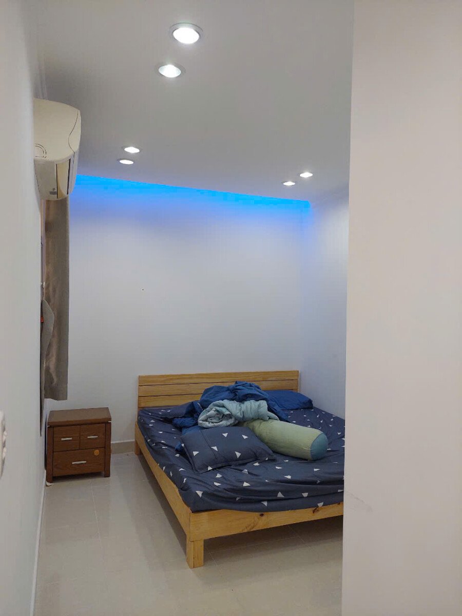 phong ngu nho 1 - Giá mua bán căn hộ 2pn tòa 11c chung cư Sky Garden 3 phường Tân Hưng T6/2026