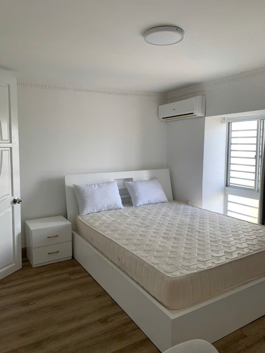 phong ngu nho 4 - Giá mua bán căn hộ Duplex 5pn tòa 2A chung cư Sky Garden 1 phường Tân Hưng T6/2026