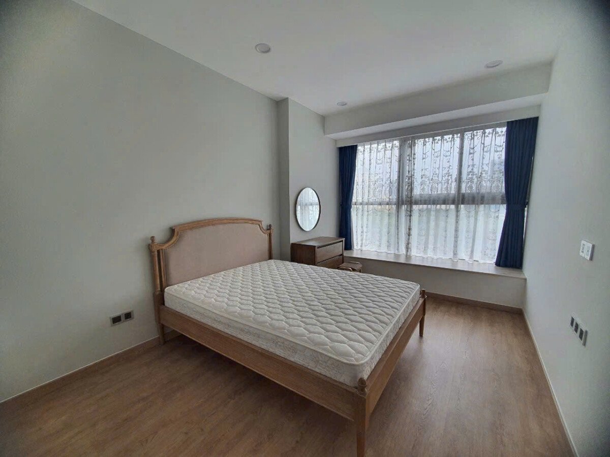 phong ngu nho can ho - Giá mua bán căn hộ 3pn B7.02 tòa B chung cư The Signature phường Tân Mỹ T6/2026