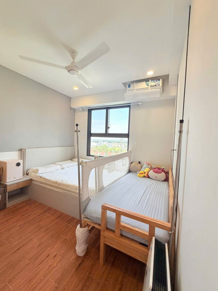 phong ngu thu 2 1 - Giá mua bán căn hộ 2pn chung cư Saigon South Nhà Bè T6/2026
