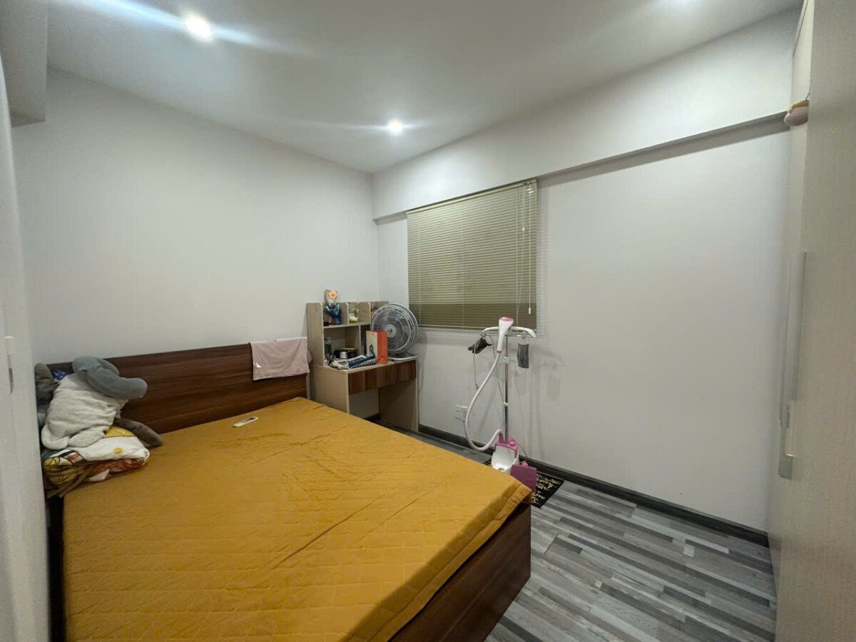 phong ngu thu 4 - Giá mua bán căn hộ 4pn tòa L chung cư Happy Valley phường Tân Hưng T7/2026