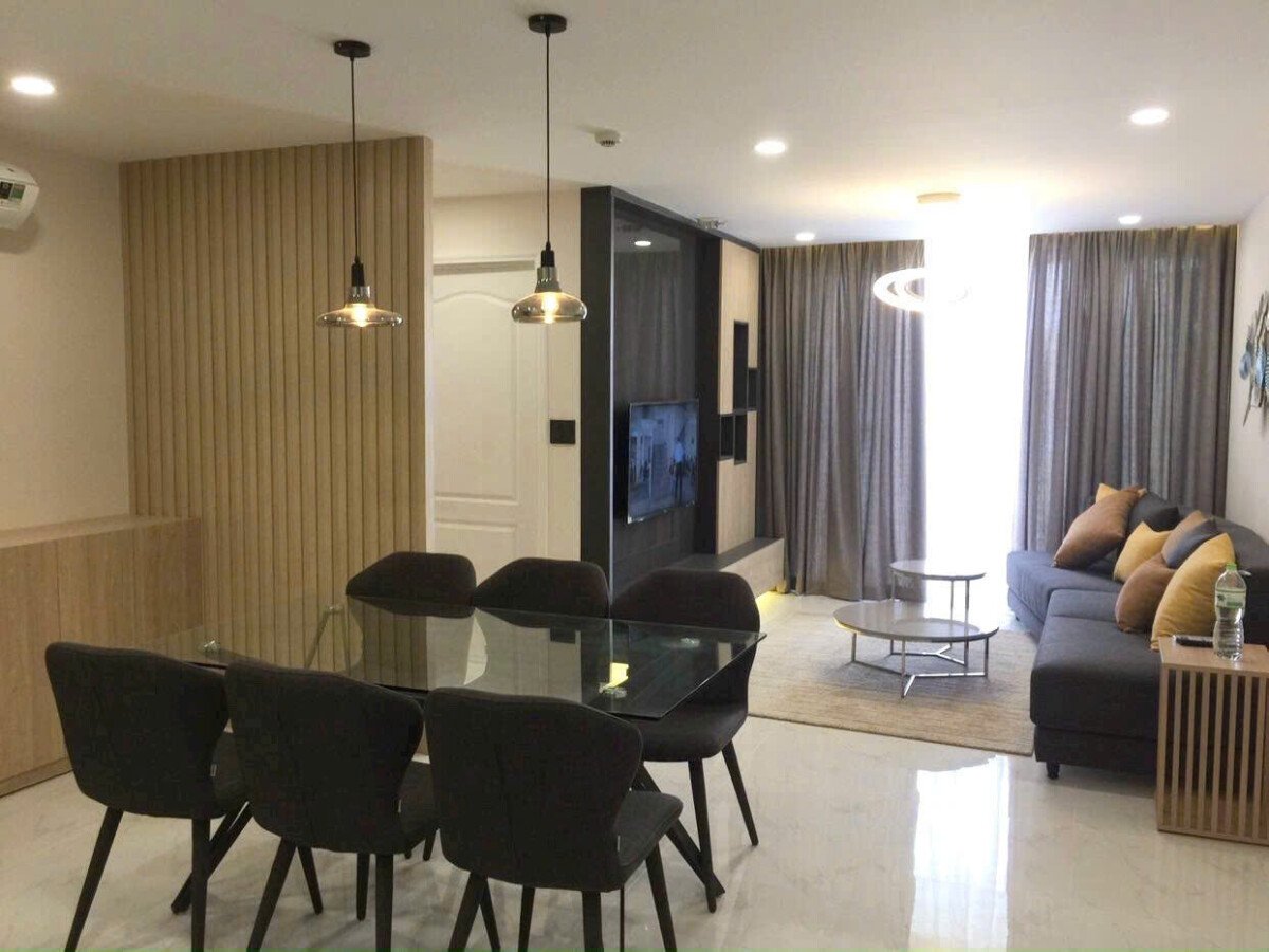 toan canh khong gian phong khach va phong an - Bán căn hộ 2pn - 89m2 tòa I chung cư Scenic Valley 1 giá 7,6 tỷ