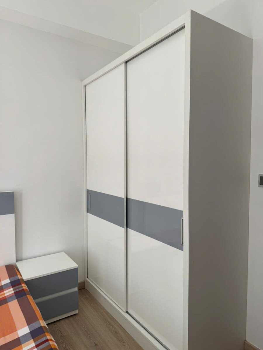 tu quan ao phong ngu - Giá cho thuê căn hộ 2pn tòa A Midtown m7 Phường Tân Mỹ T6/2026