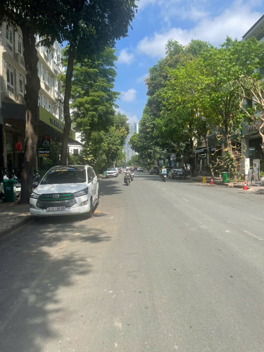 vi tri nha mat duong pham thai buong - Giá cho thuê tòa nhà văn phòng số 121 Phạm Thái Bường phường Tân Hưng T7/2026