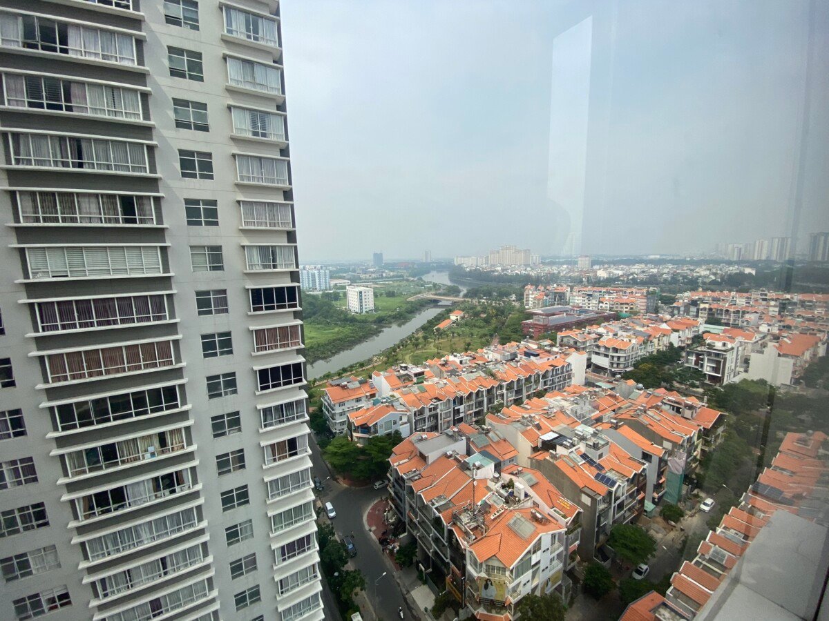 view balcony can ho 2 - Giá mua bán căn hộ 3pn chung cư Sunrise City phường Tân Hưng T6/2026