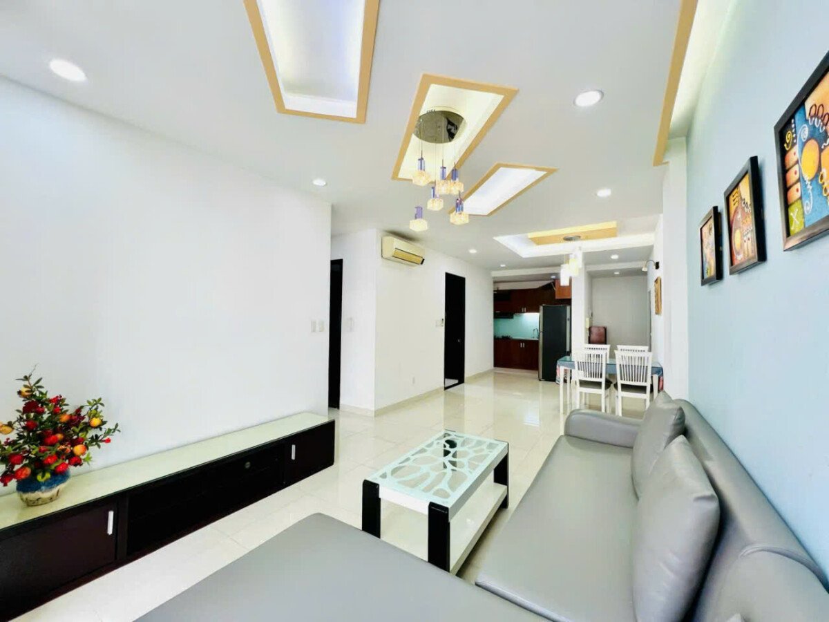 z6593008054818 252d300fc19643b6dbc36b9ebbf9f9a8 - Cho thuê căn hộ Sky Garden 3. DT 74m2 View sông thoáng- 3 Phòng-2wc- Lầu cao- Giá 15 Triệu/Tháng