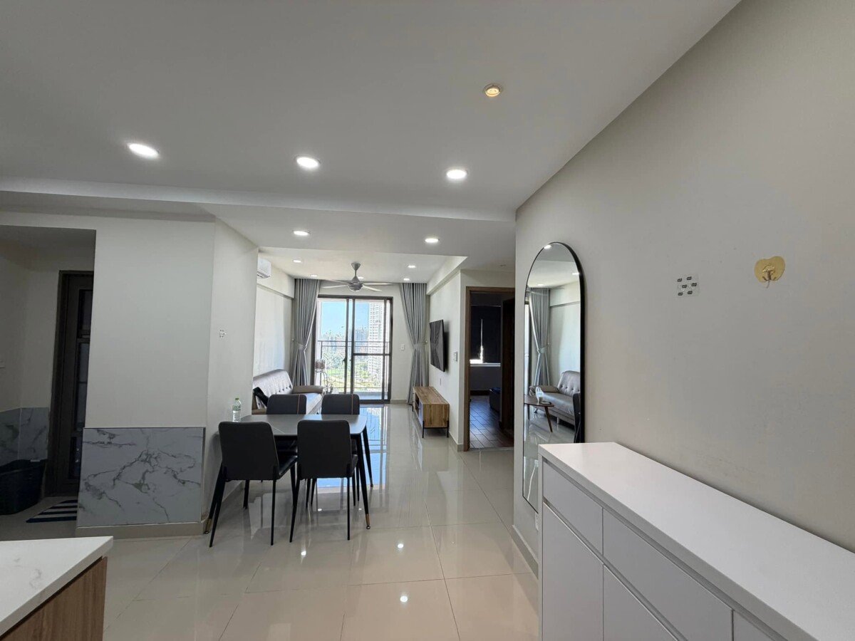 751388844 3159143554277758 312827465922071455 n - Cho thuê căn hộ Saigon South Residences. DT 75m2 Lầu cao- Thiết kế 2 Phòng-2wc- Giá 15 Triệu/Tháng