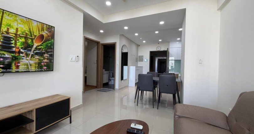 Cho thuê căn hộ Saigon South Residences. DT 75m2 Lầu cao- Thiết kế 2 Phòng-2wc- Giá 15 Triệu/Tháng
