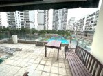 balcony phong khach lien ke ho boi noi khu 150x110 - Giá cho thuê căn hộ 3pn tòa L chung cư The Panorama phường Tân Hưng T7/2026