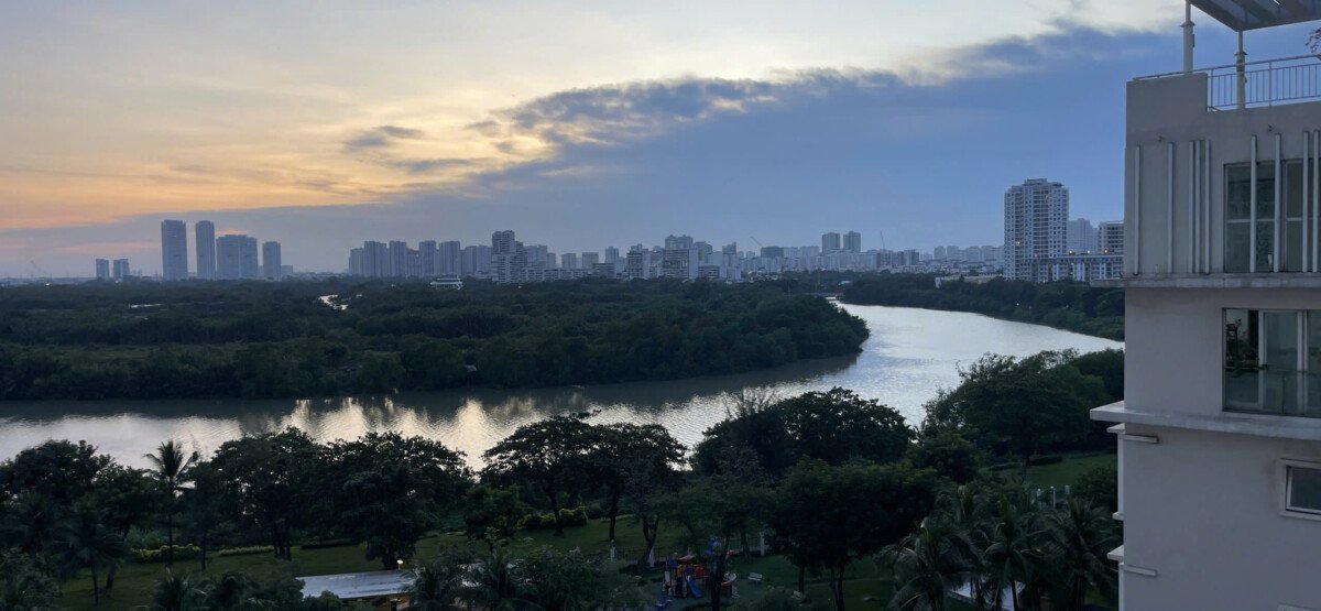ban can ho riverside residence - Bán nhanh căn hộ tại Riverside Residence. DT 178m2 Nhà đẹp- 3 Phòng-2wc- View sông toàn cảnh- Giá 16 Tỷ