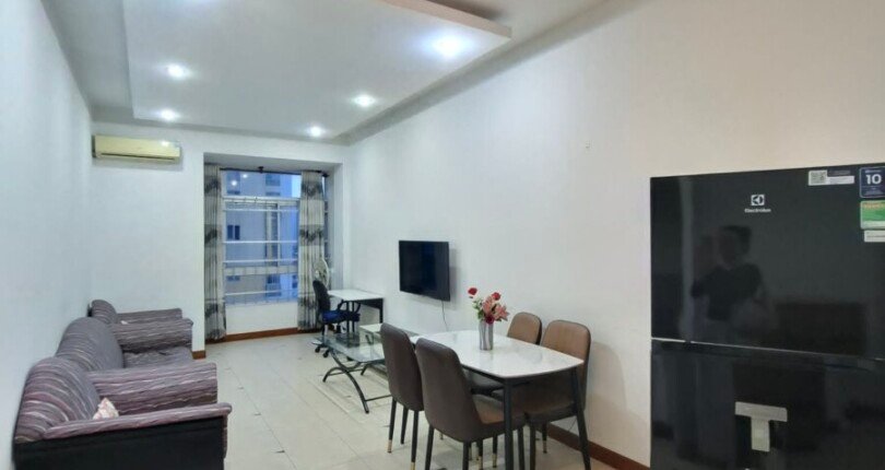 Bán căn hộ Sky Garden 1. DT 71m2 Thiết kế 2 phòng-1wc- Nội thất như hình- Cửa bắc view nam- Giá 4.490 Tỷ