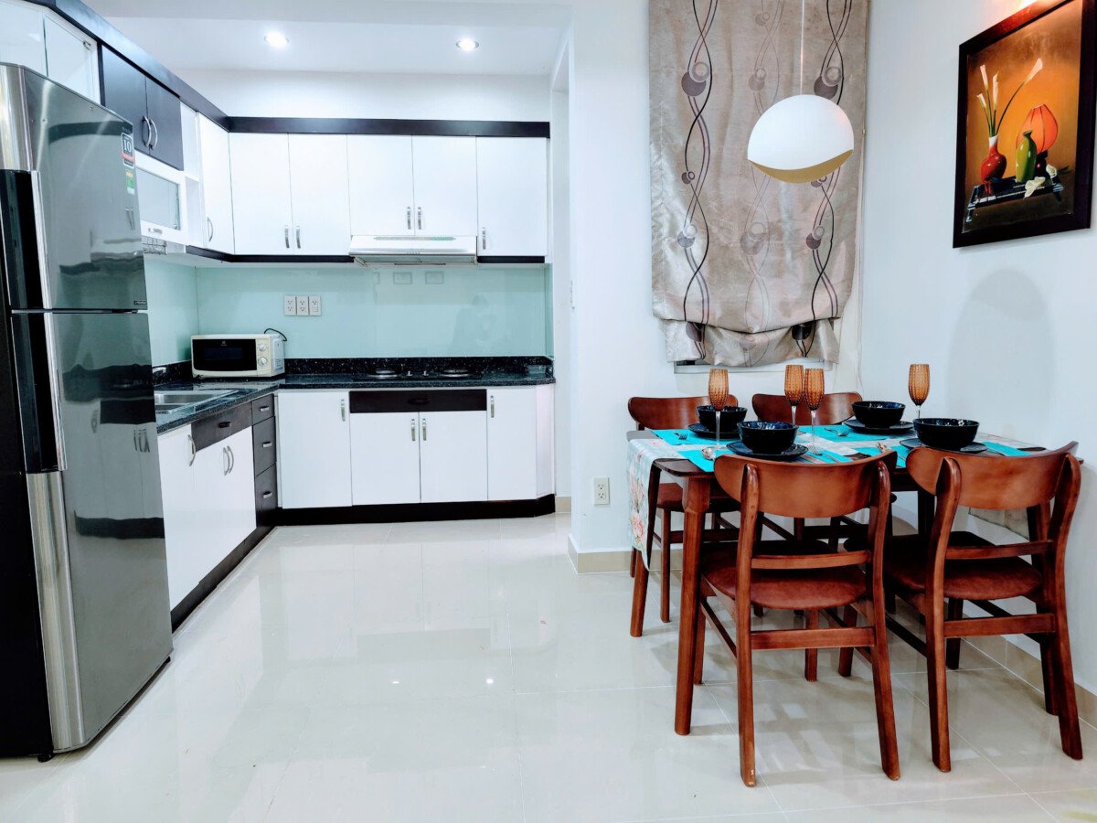 bep can ho ban 20 - Bán căn hộ 02pn, chung cư Sky Garden 3, giá 4.150 tỷ, nhà đẹp, lầu cao, đầy đủ nội thất.