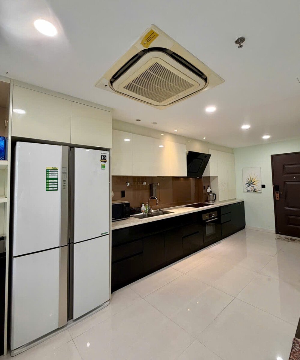 bep can ho can cho thue 1 - Cho thuê căn hộ 02pn chung cư Scenic Valley 1, giá 21tr/tháng, nhà đẹp, nội thất cao cấp.