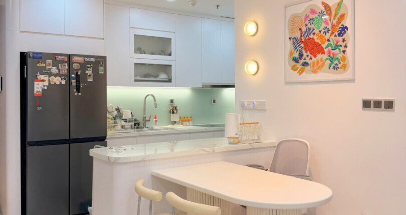 bep can ho cho thue nhanh 810x430 - Cho thu&ecirc; căn hộ chung cư The Peak Midtown Ph&uacute; Mỹ Hưng gi&aacute; rẻ