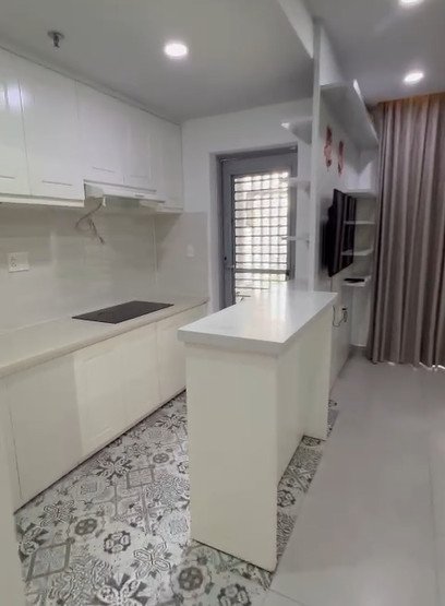 bep trong can ho ban - Giá mua bán căn hộ 2pn tòa C số 06 chung cư Green Valley phường Tân Mỹ T7/2026