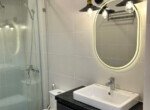 can-ho-co-2-toilet-hoan-thien-nhu-hinh