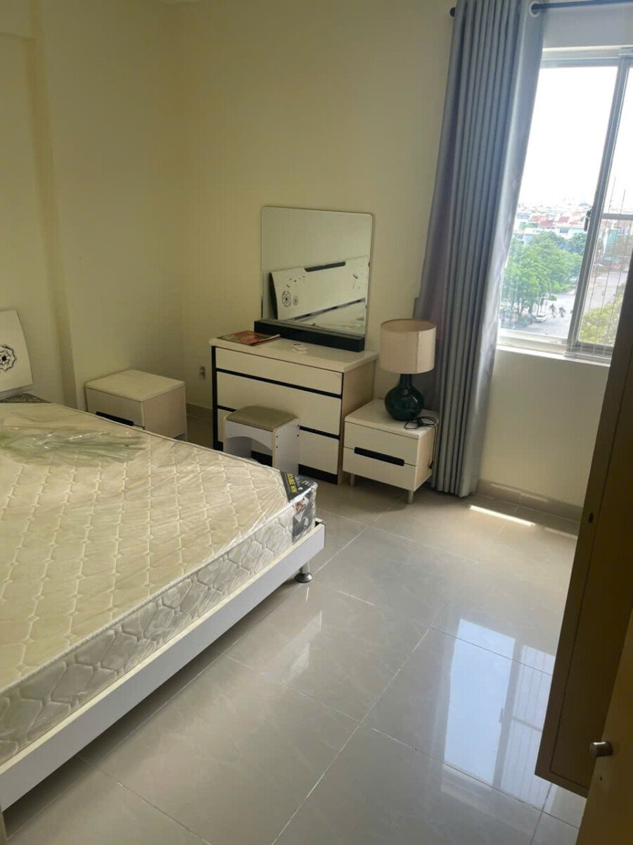 can ho co 3pn - Giá cho thuê căn hộ 3pn ít nội thất tòa B chung cư Mỹ Khánh 4b phường Tân Hưng T7/2026